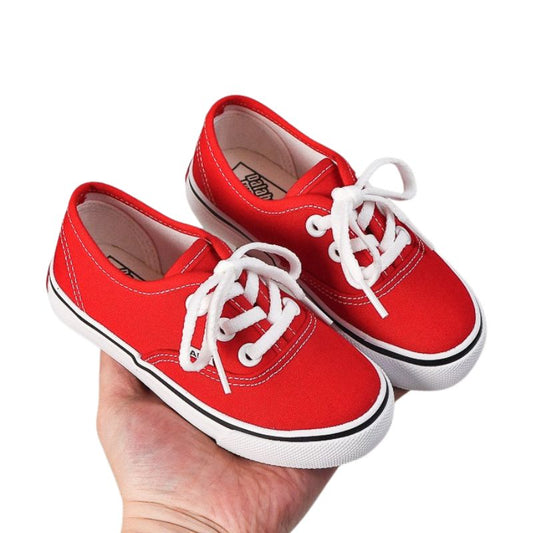 Vår sommar barn sneakers, gymnastikskor med olika färgkombinationer