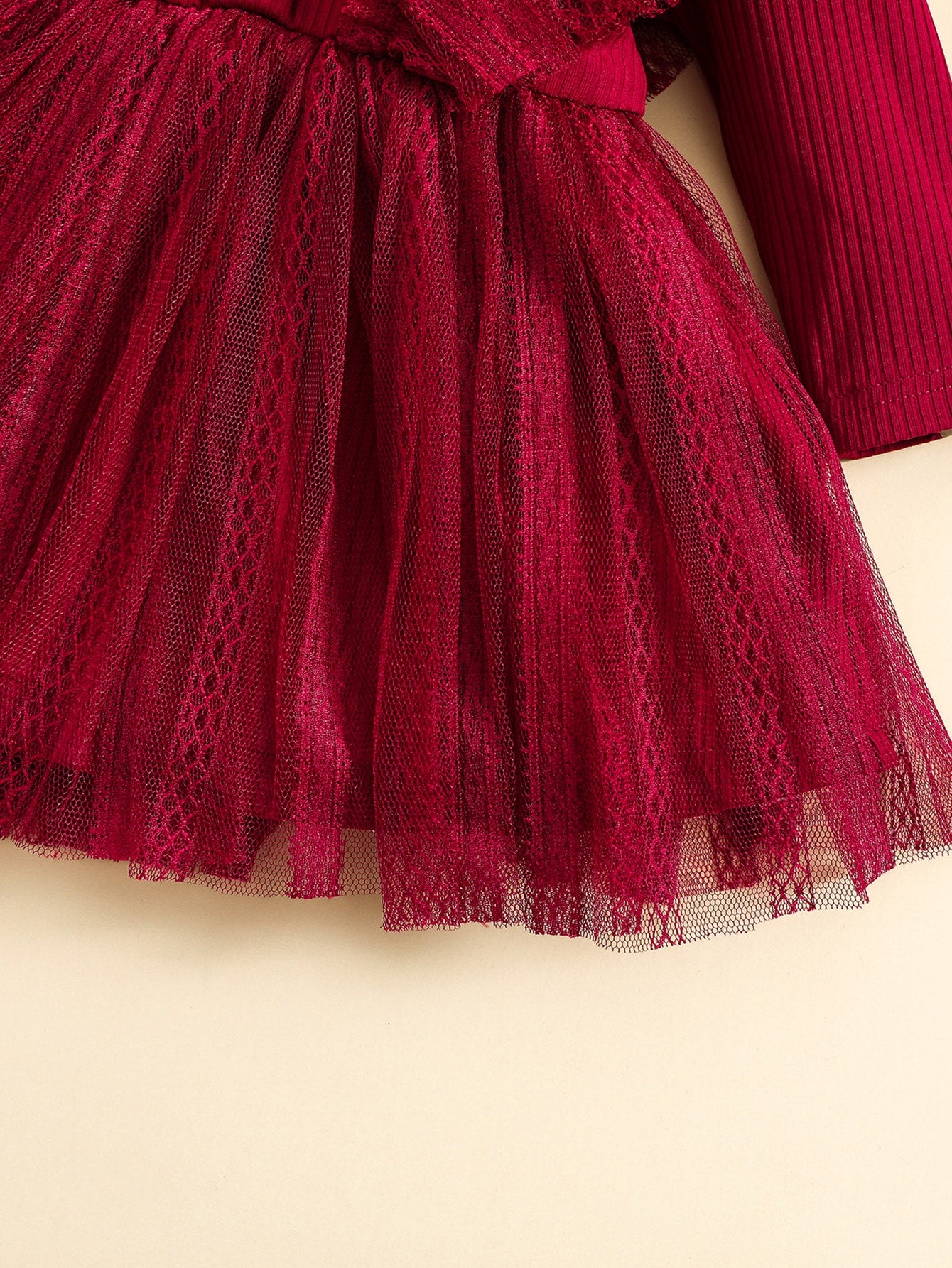 Tvådelad romantisk flickklänning med volanger + rosett-hårband – vår & höst