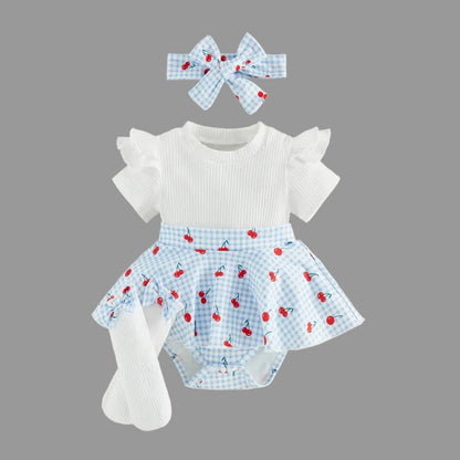 Ge garderoben en extra söt sommarkänsla med denna baby flicka romperklänning från Pudcoco.